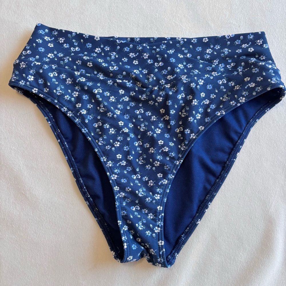Hollister Floral Bikini Set, Blue, Size Small - Picture 3 of 8